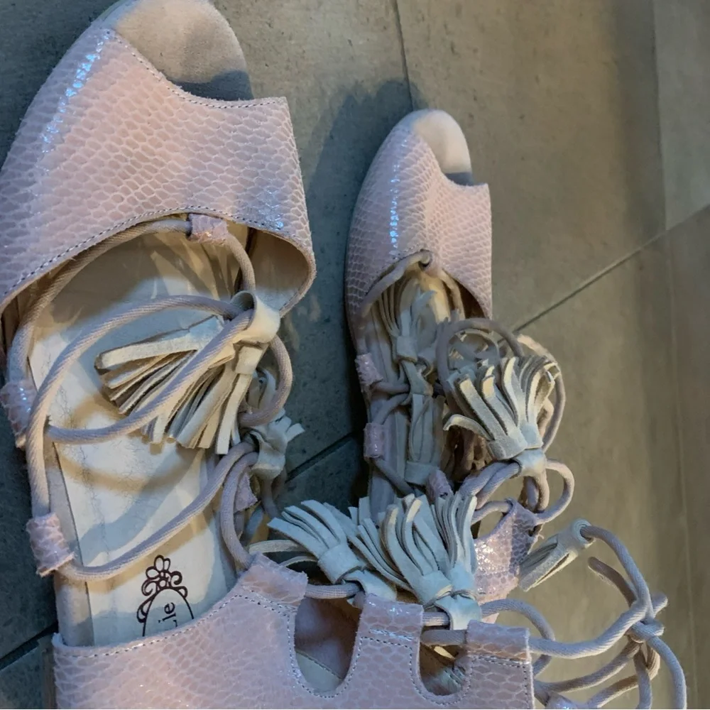 JOYFOLIE Big Girl Shoes Sandals‎ 4 Gladiator Snake Beige Fringe Tie Lace Up Zip